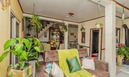 Casa com 3 quartos à venda na Estrada Campo Novo, 1067, Ipanema, Porto Alegre, 129 m2 por R$ 230.000
