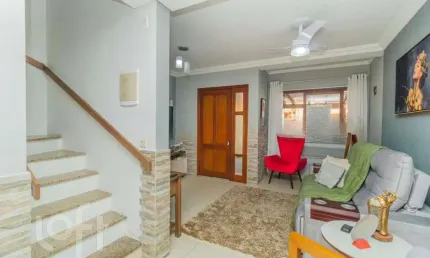 Casa em condomínio fechado com 2 quartos à venda na Avenida Edgar Pires de Castro, 1286, Hípica, Porto Alegre, 72 m2 por R$ 349.900