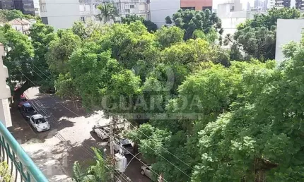 Apartamento com 3 quartos à venda na avenida protásio alves, 2206, petrópolis, porto alegre, 74 m2 por r$ 239.000