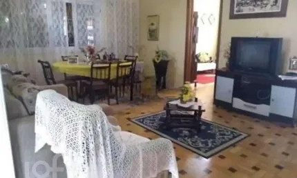 Casa com 3 quartos à venda na rua eurico lara, medianeira, porto alegre, 300 m2 por r$ 749.000