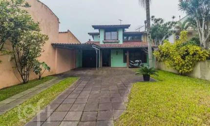 Casa com 3 quartos à venda na Rua Conselheiro Xavier da Costa, 3194, Ipanema, Porto Alegre, 191 m2 por R$ 755.000
