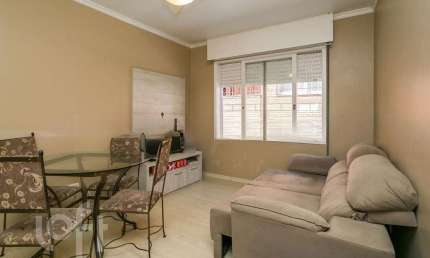 Apartamento com 2 quartos à venda na Rua Chico Pedro, 84, Camaquã, Porto Alegre, 61 m2 por R$ 300.000
