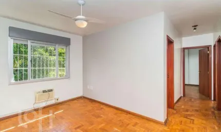 Apartamento com 3 quartos à venda na Rua Engenheiro Antônio Carlos Tibiriçá, 12, Jardim Botânico, Porto Alegre, 77 m2 por R$ 275.500