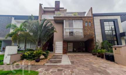 Casa em condomínio fechado com 3 quartos à venda na Rua Ivo Walter Kern, 599, Hípica, Porto Alegre, 291 m2 por R$ 1.490.000