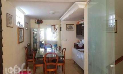 Casa com 4 quartos à venda na Rua Águas Mortas, 149, Medianeira, Porto Alegre, 244 m2 por R$ 550.000