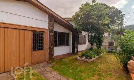 Casa com 3 quartos à venda na Rua Hilário Cristo, 285, Hípica, Porto Alegre, 86 m2 por R$ 400.000