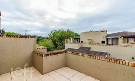 Casa em condomínio fechado com 2 quartos à venda na Avenida Guarujá, 126, Guarujá, Porto Alegre, 102 m2 por R$ 330.000