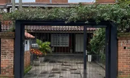 Casa com 2 quartos à venda na Avenida Nilo Ruschel, 585, Morro Santana, Porto Alegre, 86 m2 por R$ 399.000