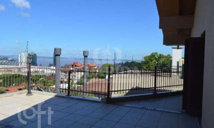 Casa com 3 quartos à venda na Avenida Cai, 573, Cristal, Porto Alegre, 480 m2 por R$ 2.500.000