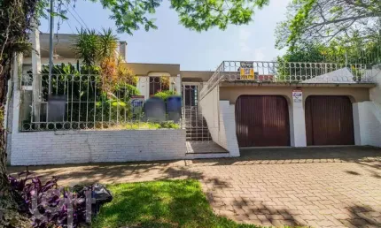 Casa com 4 quartos à venda na Avenida Pereira Passos, 796, Vila Assunção, Porto Alegre, 255 m2 por R$ 1.200.000