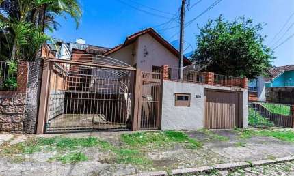 Casa com 4 quartos à venda na Acesso José da Silva Bernardo, 215, Jardim Itu Sabará, Porto Alegre, 202 m2 por R$ 350.000