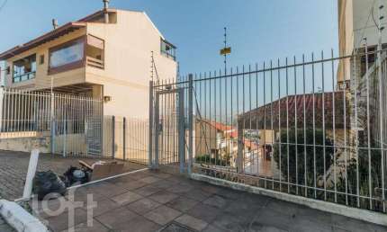 Casa em condomínio fechado com 3 quartos à venda na Rua Alcebíades Antônio dos Santos, 635, Nonoai, Porto Alegre, 180 m2 por R$ 678.000