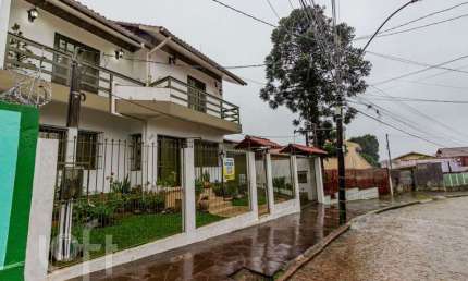 Casa com 4 quartos à venda na Rua Doutor Ernesto Di Primio Beck, 105, Vila João Pessoa, Porto Alegre, 289 m2 por R$ 634.500