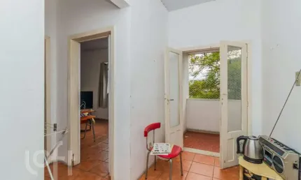 Apartamento com 1 quarto à venda na rua são carlos, 467, floresta, porto alegre, 33 m2 por r$ 170.000