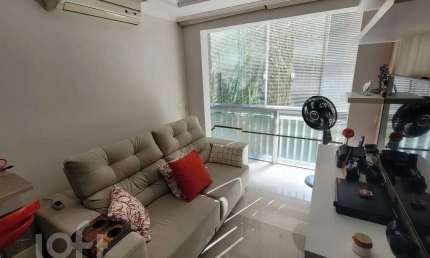 Apartamento com 2 quartos à venda na Rua Doutor Barcelos, 2434, Camaquã, Porto Alegre, 55 m2 por R$ 371.000