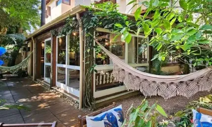 Casa em condomínio fechado com 4 quartos à venda na Avenida Otto Niemeyer, 77, Tristeza, Porto Alegre, 380 m2 por R$ 2.050.000