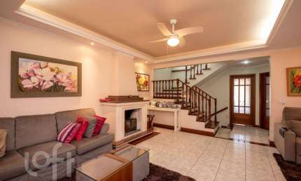 Casa com 4 quartos à venda na Rua Oito de Julho, 75, Jardim Botânico, Porto Alegre, 346 m2 por R$ 1.750.000
