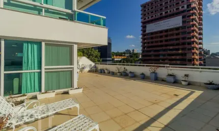 Apartamento com 2 quartos à venda na Rua Valdir Antônio Lopes, 199, Três Figueiras, Porto Alegre, 162 m2 por R$ 1.650.000