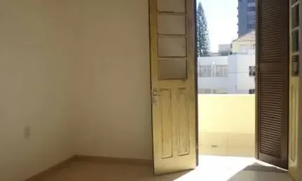 Apartamento com 3 quartos à venda na Rua Lagoinha, 38, Petrópolis, Porto Alegre, 86 m2 por R$ 360.000