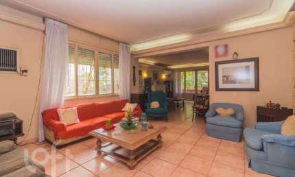 Apartamento com 4 quartos à venda na Rua Marquês do Pombal, 351, Moinhos de Vento, Porto Alegre, 263 m2 por R$ 1.000.000
