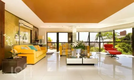 Apartamento com 3 quartos à venda na Alameda Victor Adalberto Kessler, 111, Auxiliadora, Porto Alegre, 336 m2 por R$ 2.675.000