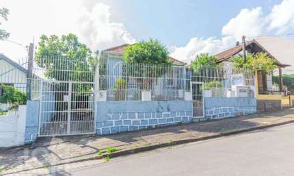 Casa com 3 quartos à venda na Rua Pedro Moacyr, 254, Cascata, Porto Alegre, 104 m2 por R$ 500.000