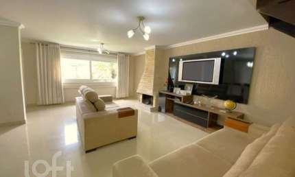 Casa com 4 quartos à venda na Rua Selso Maffessoni, 95, Ipanema, Porto Alegre, 246 m2 por R$ 990.000