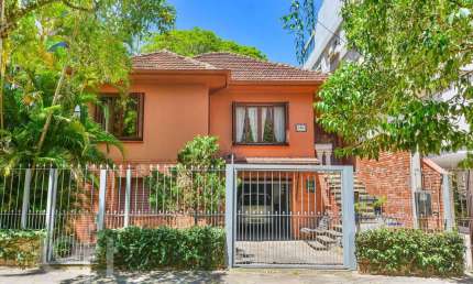 Casa em condomínio fechado com 3 quartos à venda na Avenida Pirapó, 131, Petrópolis, Porto Alegre, 230 m2 por R$ 1.590.000