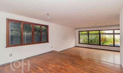 Casa com 3 quartos à venda na Rua Pedro Chaves Barcelos, 570, Mont Serrat, Porto Alegre, 323 m2 por R$ 3.000.000