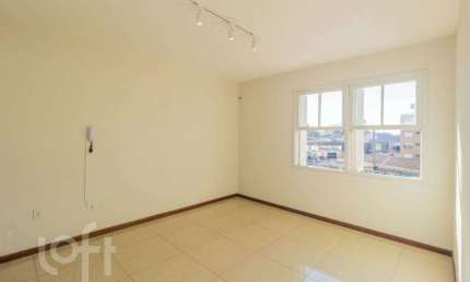 Apartamento com 2 quartos à venda na Avenida Wenceslau Escobar, 915, Cristal, Porto Alegre, 61 m2 por R$ 240.000