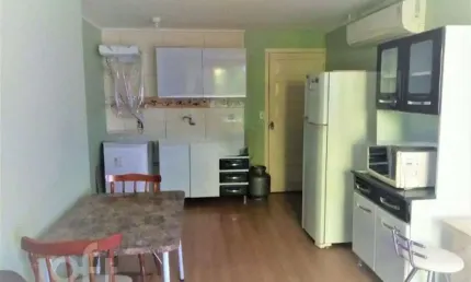 Apartamento com 2 quartos à venda na rua marcelo gama, 206, são joão, porto alegre, 769 m2 por r$ 270.000