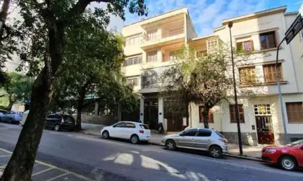 Apartamento com 4 quartos à venda na Rua Duque de Caxias, 775, Centro Histórico, Porto Alegre, 139 m2 por R$ 598.800