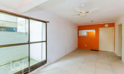 Apartamento com 3 quartos à venda na Rua Doutor Raul Moreira, 123, Cristal, Porto Alegre, 88 m2 por R$ 213.000