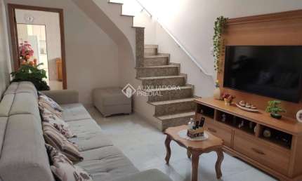 Casa com 3 quartos à venda na Antônio Ângelo Cuzziol, 36, Taboão, São Bernardo do Campo, 165 m2 por R$ 680.000
