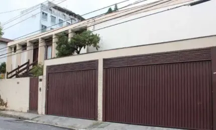 Casa com 3 quartos à venda na Rua José Lobo, 21, Jardim Maria Adelaide, São Bernardo do Campo, 361 m2 por R$ 2.145.000