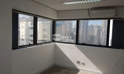 Sala comercial à venda na Rua Turiassu, 127, Perdizes, São Paulo, 46 m2 por R$ 426.000