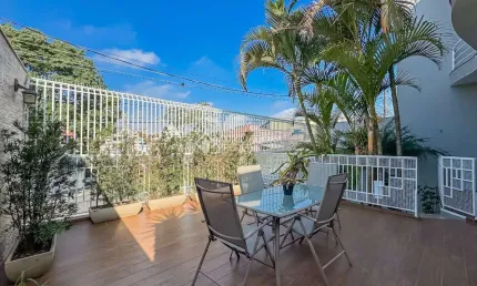 Casa em condomínio fechado com 3 quartos à venda na Rafael Tobias de Aguiar, 18, Independência, São Bernardo do Campo, 261 m2 por R$ 1.550.000