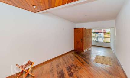 Casa com 2 quartos à venda na Rua Maranjaí, 372, Ipiranga, São Paulo, 200 m2 por R$ 700.000