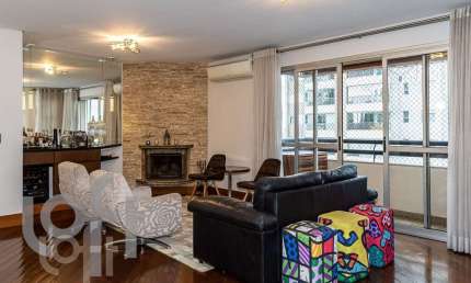 Apartamento com 3 quartos à venda na Rua Doutor José de Andrade Figueira, 220, Vila Andrade, São Paulo, 157 m2 por R$ 900.000