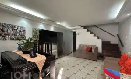 Casa com 2 quartos à venda na Romão Belchior Peres, 59, Olímpico, São Caetano do Sul, 93 m2 por R$ 650.000