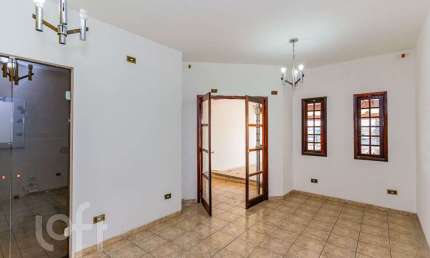 Casa com 3 quartos à venda na Rua Petrogrado, 1294, Parque Capuava, Santo André, 250 m2 por R$ 580.000