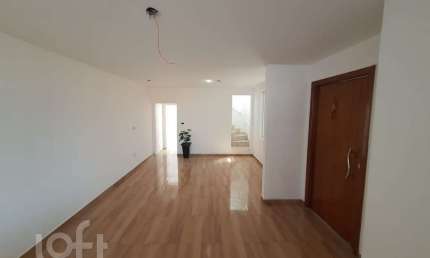 Casa com 4 quartos à venda na Araranguá, 62, Taboão, Diadema, 252 m2 por R$ 599.000