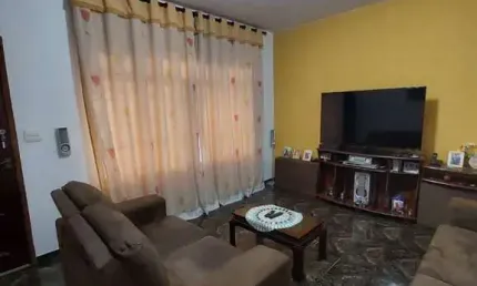 Casa com 3 quartos à venda na panamericana, 229, taboão, diadema, 195 m2 por r$ 620.000