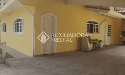 Casa com 4 quartos à venda na dos Imigrantes, 89, Colônia, Ribeirão Pires, 180 m2 por R$ 830.000