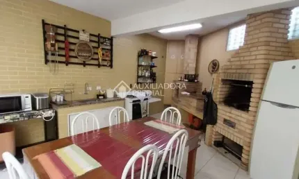 Casa com 3 quartos à venda na Rua Odilon Braga, 40, Vila Scarpelli, Santo André, 238 m2 por R$ 1.100.000