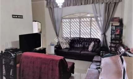 Casa com 4 quartos para alugar na Dirce Pedroza Franco, 14, Centro, São Bernardo do Campo, 165 m2 por R$ 4.500