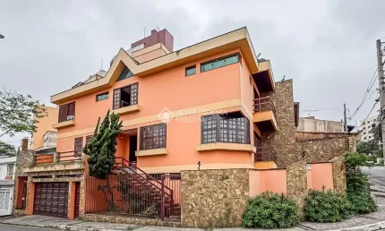 Casa com 3 quartos para alugar na Rua Benedito Luiz Rodrigues, 459, Nova Petrópolis, São Bernardo do Campo, 375 m2 por R$ 7.500