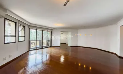 Apartamento com 4 quartos para alugar na Avenida Doutor Antônio Álvaro, 83, Vila Assunção, Santo André, 191 m2 por R$ 3.800