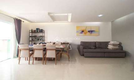 Casa em condomínio fechado com 3 quartos para alugar na Rua Maria Cuzziol Bruni, 153, Santa Terezinha, São Bernardo do Campo, 240 m2 por R$ 6.000