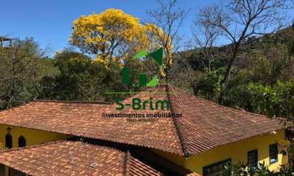 Propriedade Rural de Luxo à Venda em Atibaia – Conforto, Natureza e Qualidade de Vida